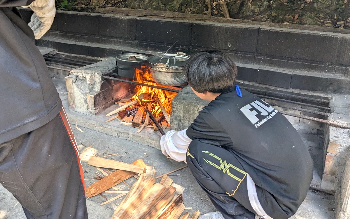 実技(野外炊飯)